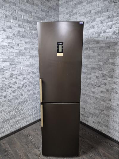 Холодильник BOSCH KGN39AD17R